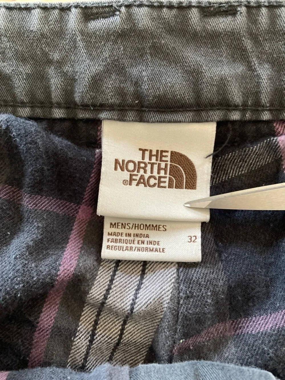 North Face 32w men’s gray flannel lined cargo pants work wear outdoors